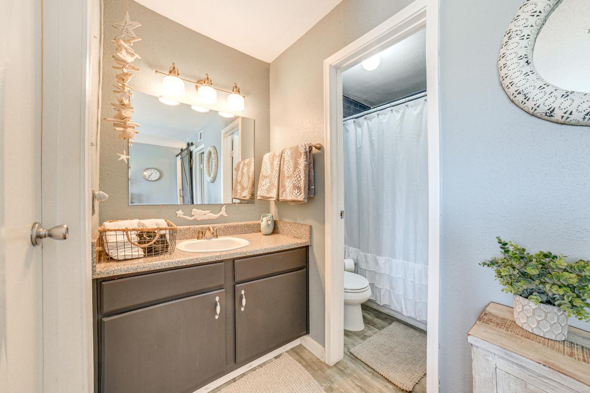 Relaxing Galveston Condo, Quarter Mile To Seawall! Extérieur photo